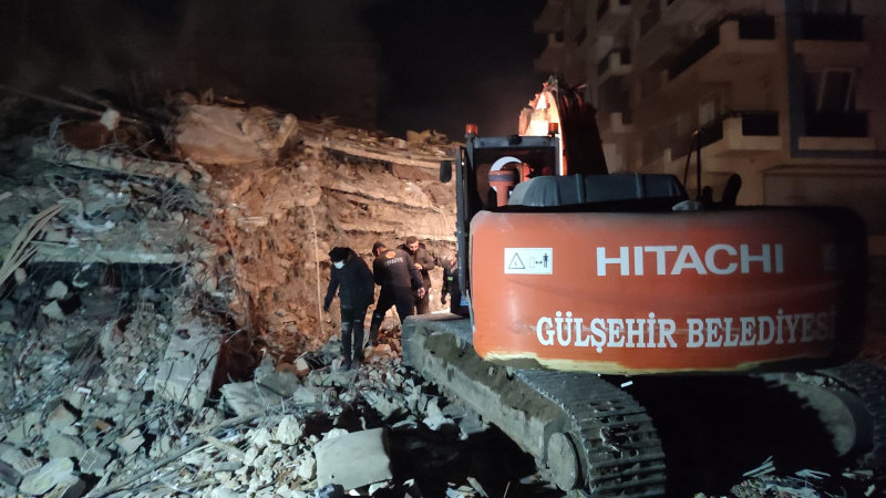 Gülşehir Belediyesi Tüm Ekipmanlarıyla Deprem Bölgesinde