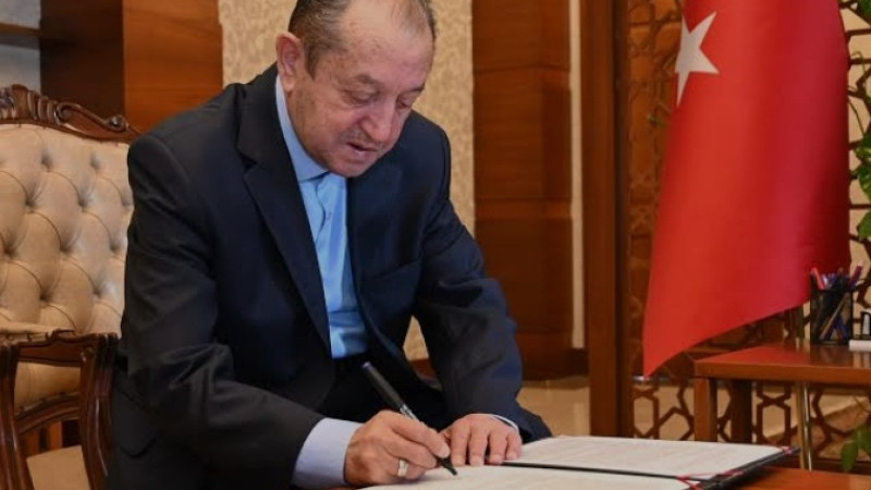 ÖZAL'IN AİLESİNİN ACI GÜNÜ 