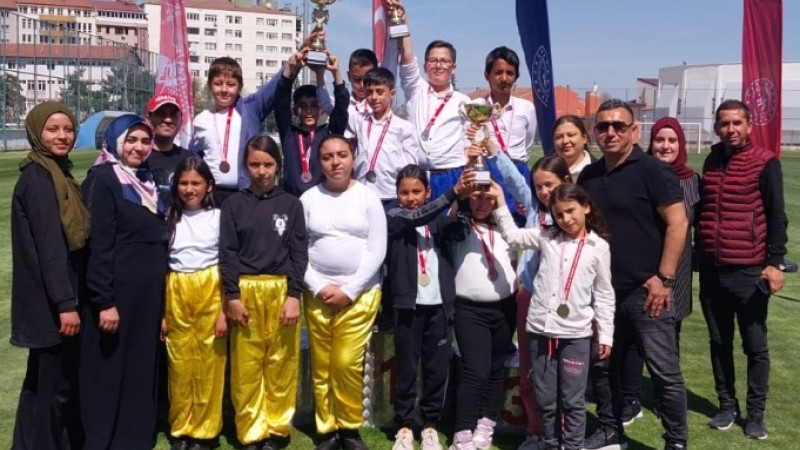 Tuzköy Ortaokulundan Okçuluk Alanında Büyük Başarı