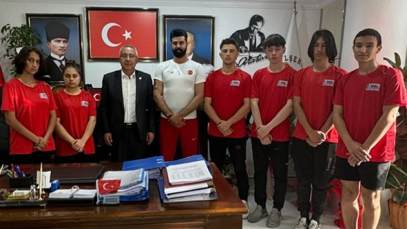 Boks Kulübü Öğrencilerinden Başkan Çiftçi’ye Ziyaret