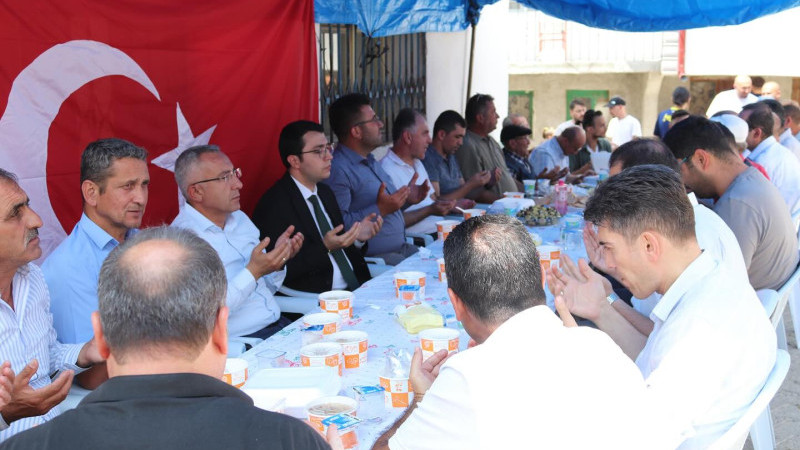 Eskiyaylacık Köyünde Aşure Şenliği Düzenledi