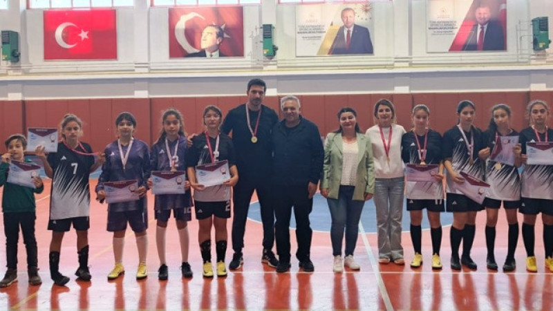 Gülşehir’de Oynanan Futsal Yıldızlar Grup Maçları Tamamlandı