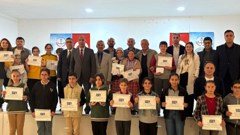 Gülşehir’de Ortaokullar Arası Bilgi Yarışması Yapıldı