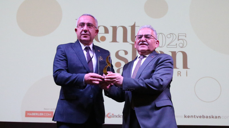 Gülşehir Belediye Başkanı Çiftci, Ödüle Layık Görüldü