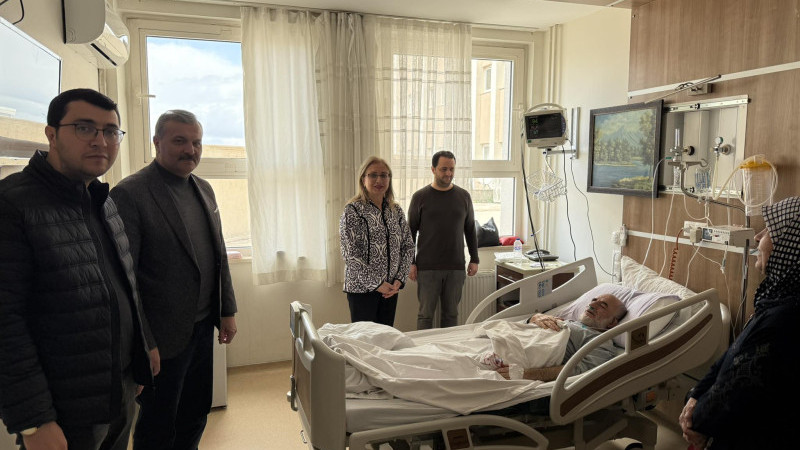 MHP Heyeti Kaymakam’ın Babasına Acil Şifalar Diledi