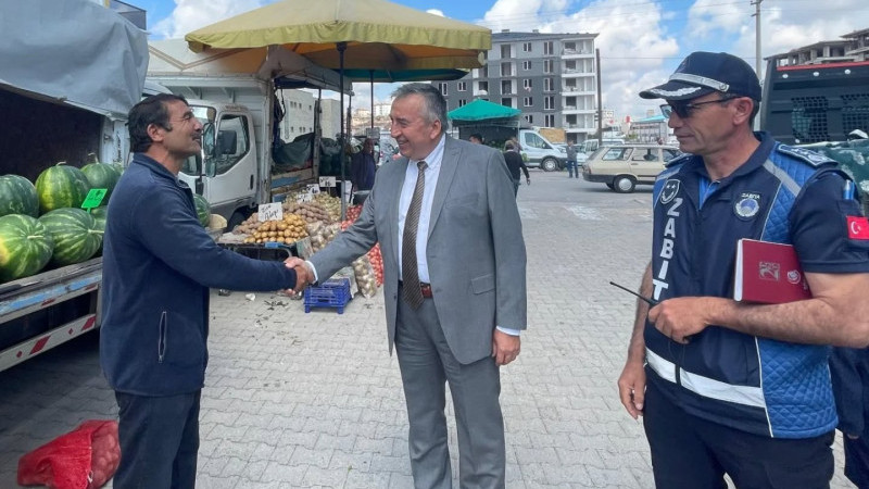 Belediye Başkan Vekili Kilci, Perşembe Pazarını Ziyaret Etti