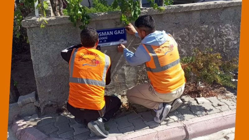 Gülşehir’de Sokak Tabelaları Yenileniyor