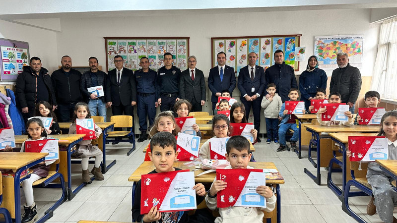 Gülşehir’de 2 Bin 821 Öğrenci Karne Sevinci Yaşadı