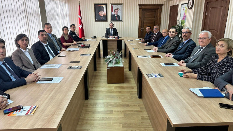 Gülşehir Kaymakamı İlçedeki Bütün Müdürleri Topladı