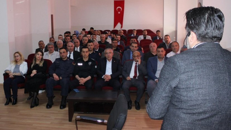 Gülşehir’de Kamuda Etik Semineri Düzenlendi